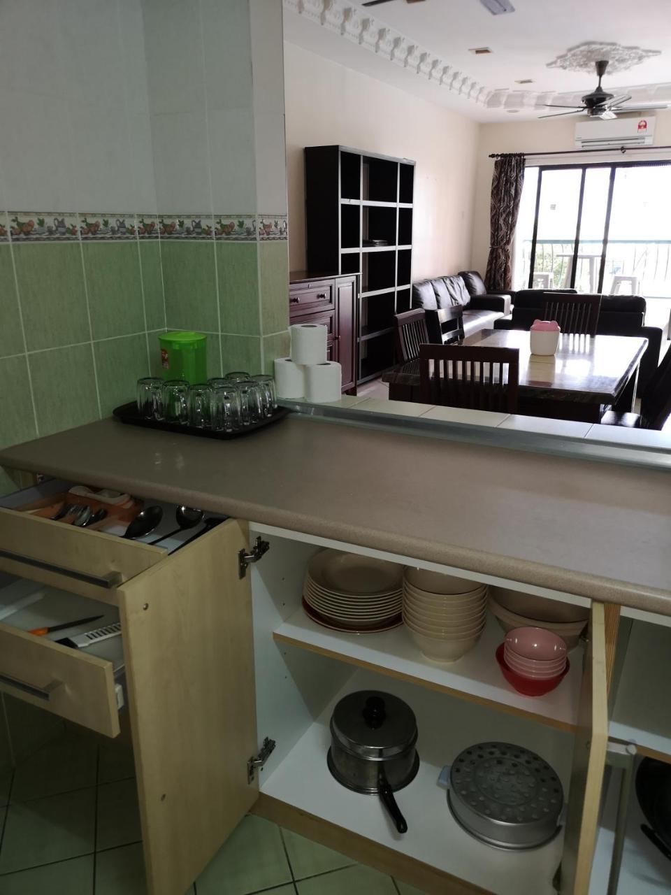 Marimari Marina Service Condo Kota Kinabalu Extérieur photo